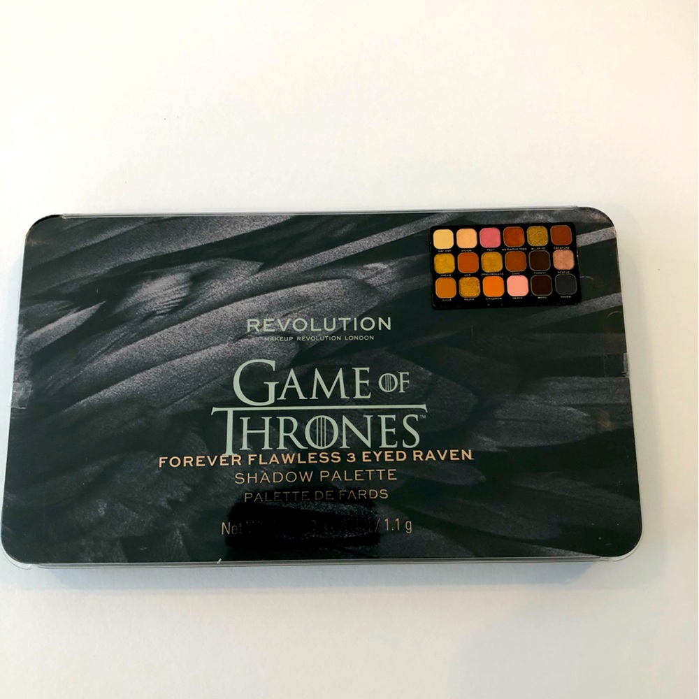 Makeup Revolution Game of Thrones Eyeshadow Palette